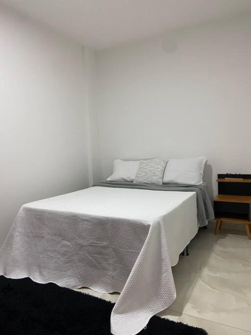 Flat Elegante E Bem Localizado Lejlighed Feira de Santana Eksteriør billede